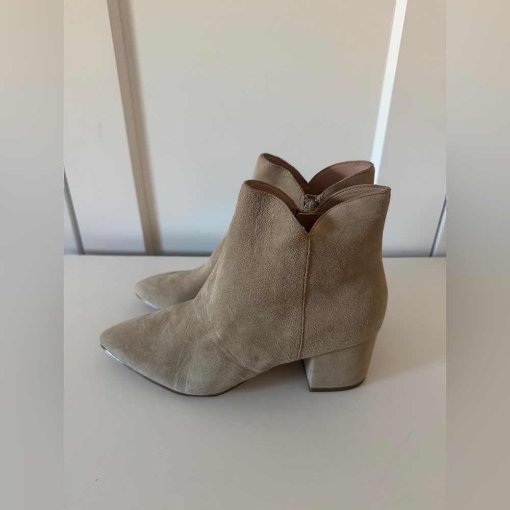 NEW Cole Haan Elyse Tan Suede Bootie, Size 6